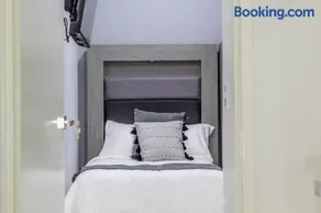2 Bedrooms, AC, Balcony, in Downtown Zapotlanejo 201 - Image 1