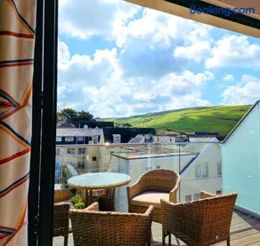 11 Putsborough - Luxury Apartment at Byron Woolacombe, only 4 minute walk to Woolacombe Beach! - Image 2
