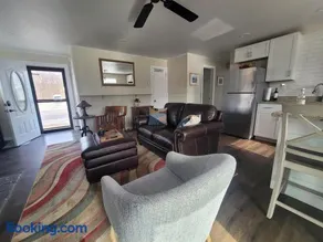 Riverfront Cottage in Owego - Image 1