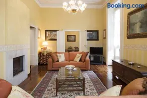 Luxury Villa - Beach & Swimming Pool - Image 3