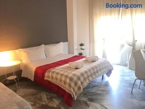 MyRoom In Town - Image 2