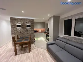 Bright Modern Flat, Old Town Cēsis, Air Con, Parking - Image 1