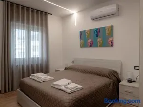 Maya Guest House - Image 2
