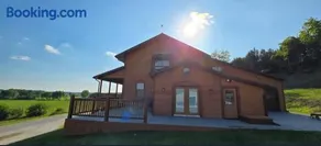 Augustus Lodge Bed & Breakfast - Image 3