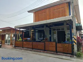 Phatra Hostel - Image 2