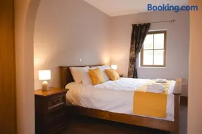 The Bricklieve Mountain Hideaway - Image 3