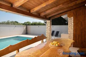 Holiday Home Franika - Image 2