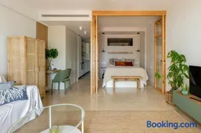 Espectacular apartamento en Marina de sotogrande - Image 1