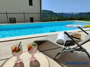 Villa Lea Marezige Heated Pool near Koper - Image 3