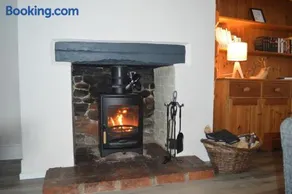 Cosy Cumbrian Cottage, Longtown - Image 3