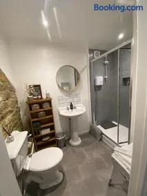 The Rest-Well Lodge - Image 3