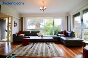 Rosebud Comfort Retreat - Image 3