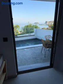Salt and stone suites - Image 2