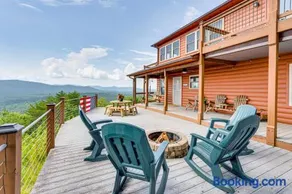 Mtn-View Cabin: Deck & Pets Welcome in Murphy - Image 1