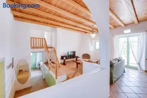 Naoussa Bay Villas - Image 3