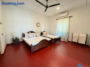 Joy Junction Denipitiya - Image 4