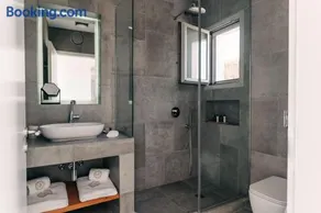 Makrikythera Luxury Sea House - Image 5
