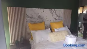 Mangena Legacy Guesthouse - Image 3