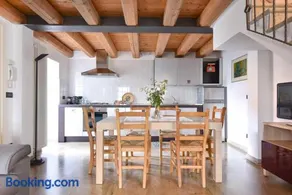 GuestHost - Calaone Wonderful Duplex Apartment con parcheggio x4 - Image 2