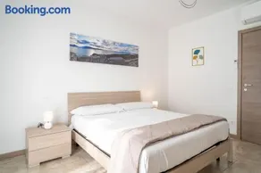 Balbiana Lake Apartments - Image 3