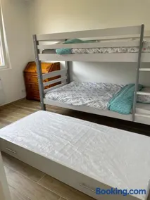 Logement : 2 chambres (5 couchages), salle de bain - Image 4