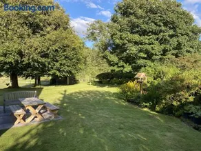 Houghton Park Holiday Cottage - Image 1
