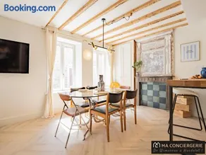 MAISON BLEUE, Apparts'hôtel Premium en Vieille-Ville - Image 3