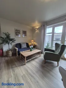 Clarke Cottage Guest House - Image 5