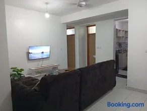 Aura luxe stays stylish 1 bedroom in town - Image 2