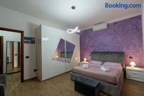 Casa Lady - Image 1