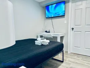 Bright, Stylish and Comfortable Room with Workspace! - Image 4