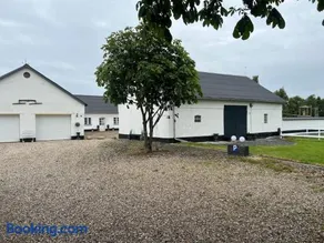Karensminde - Image 1