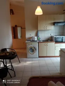 Home 1 - Image 4