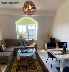 Schön gelegene und gemütliche Ferienwohnung am Weserufer - Image 1