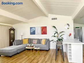 New Renovated 3B2B house - Image 3