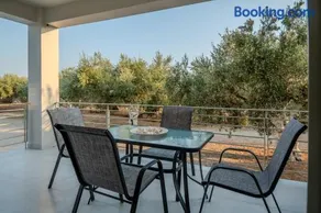 Alonakia Home Suites - Image 2