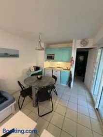 Appartement résidence les grand pin, Carcan Maubuisson - Image 2