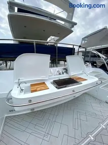 Iate de Luxo 20 pessoas com 5 horas de passeio - Image 4
