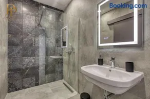 Urban 19 Residences Premium Stay - Image 2