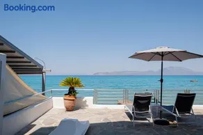 Beachfront Oasis - Image 2