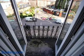 London Town House - Image 5