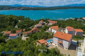 Villa CAPRI with heated pool and sea view on Krk island - Image 4