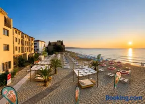 Palma Beach Hotel - Image 1