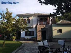 Melina's Mansion - Image 1