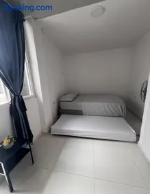Amplio apartamento, zona tranquila y cerca al parque - Image 3