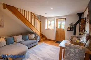 Apple Tree Cottage - Cosy 2 Bed with Deluxe HOT TUB & Log Burner - Image 3