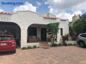 Private and Comfy Cabin near to MIA airport - Image 3