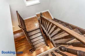 Decor Dreams - Image 2