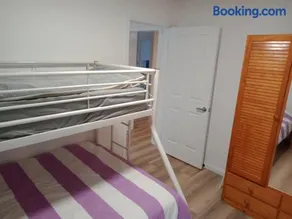 Batemans Bay 2-bedroom gem newly renovated - Image 4