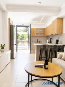 Calm Horizon Residence - Image 4